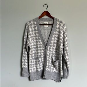 Abercrombie & Fitch Gray Cream Argyle Knit Cardigan Sweater